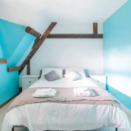 Prázdninový dům Dream 6-bedroom With Private Tennis Court Le Tilleul