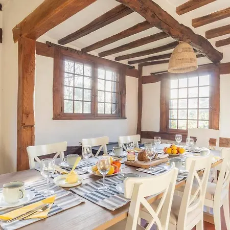 Dream 6-bedroom With Private Tennis Court Nyaraló Le Tilleul