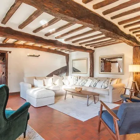 Dream 6-bedroom With Private Tennis Court Nyaraló *